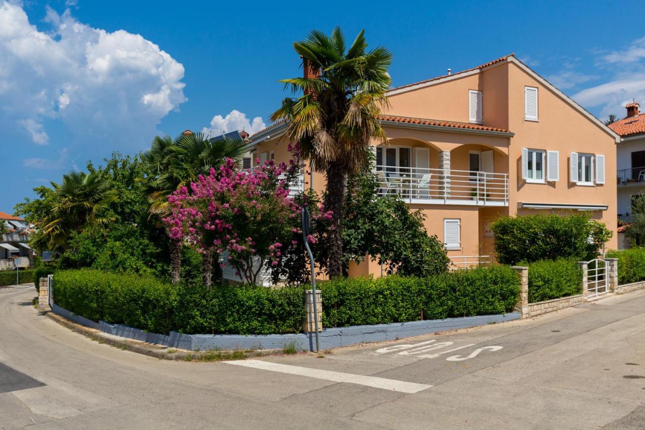 Apartments Casa Geli Poreč Exteriör bild